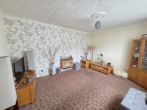 Lounge- click for photo gallery